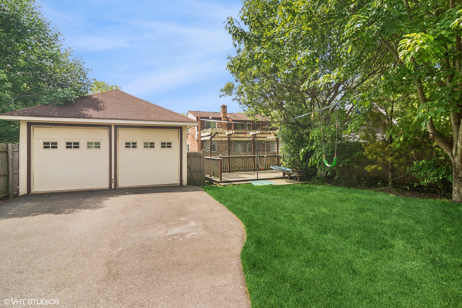 335 W Palatine Road, Palatine, IL 60067