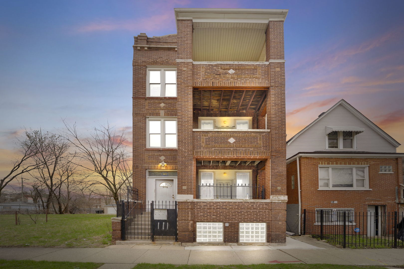 1234 S Karlov Avenue, Chicago, IL 60623