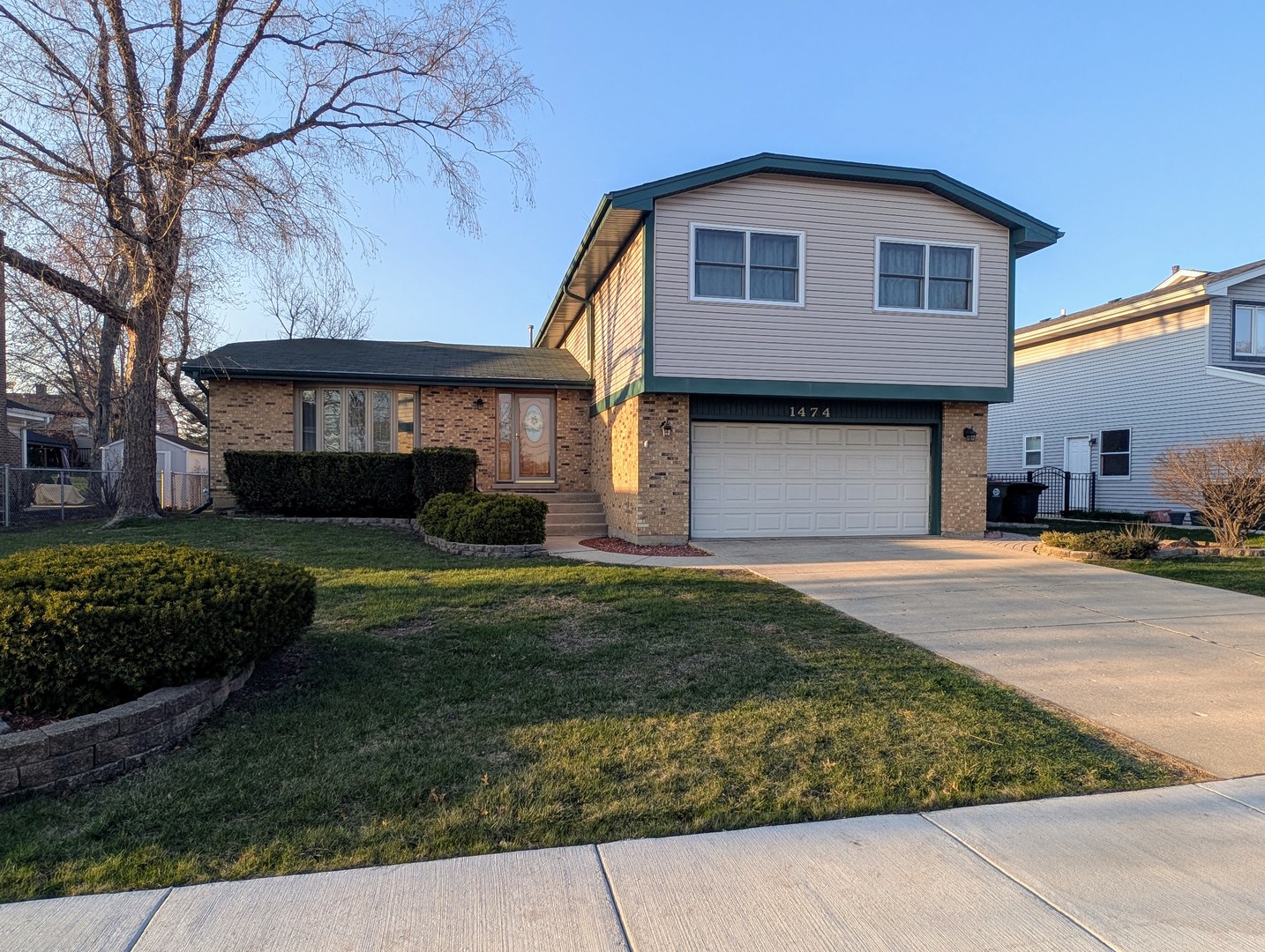 1474 Haar Lane, Elk Grove Village, IL 60007