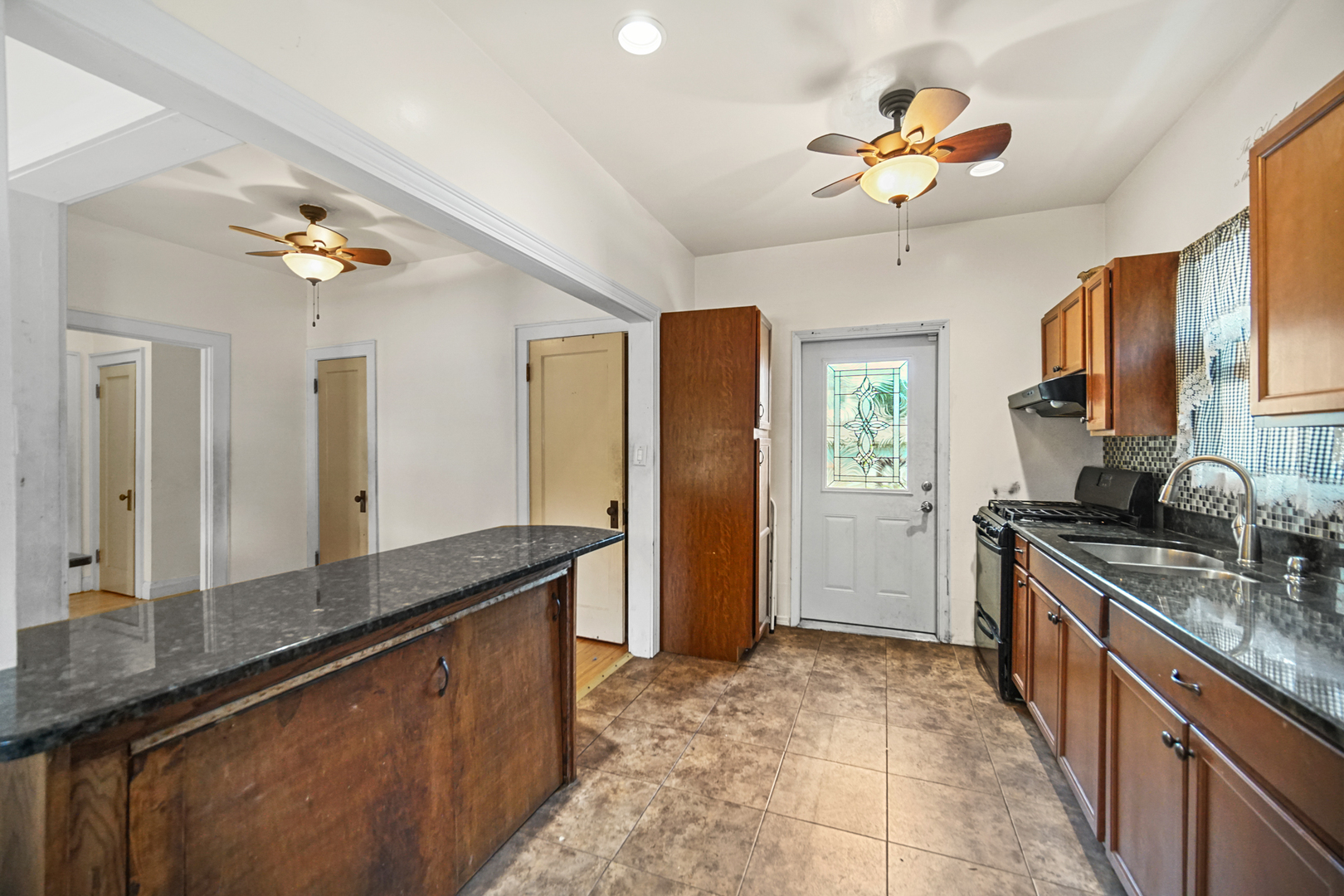 3426 N Schultz Drive, Lansing, IL 60438