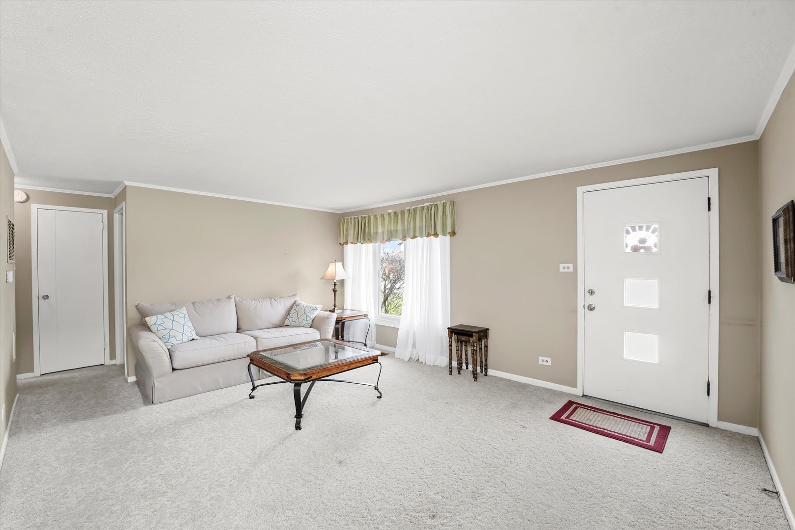 8870 S Corcoran Road, Hometown, IL 60456