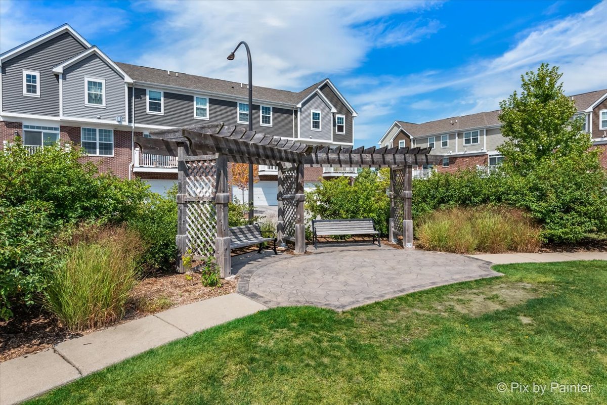 4324 Monroe Avenue, Naperville, IL 60564