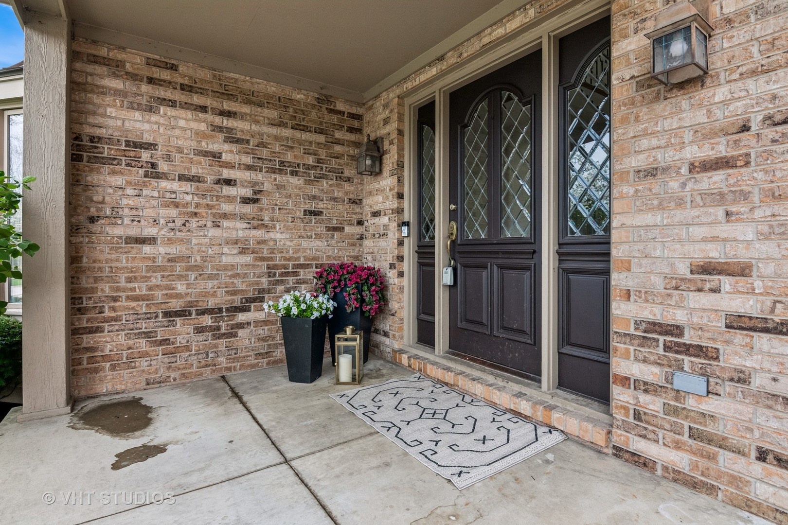1181 Midwest Lane, Wheaton, IL 60189