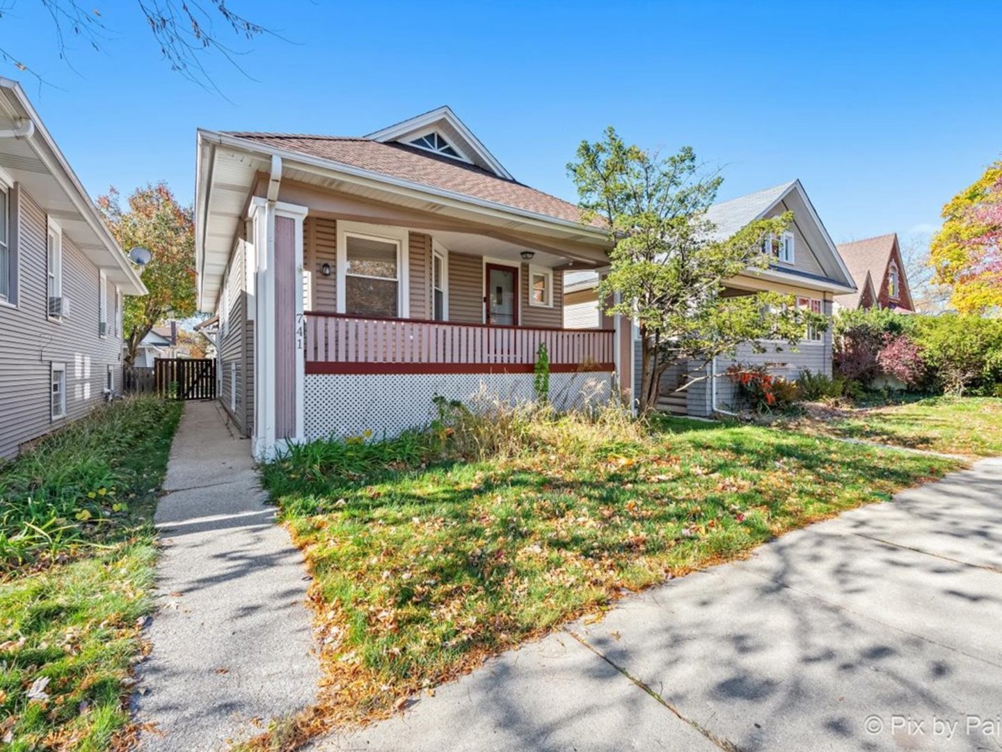 741 N HUMPHREY Avenue, Oak Park, IL 60302