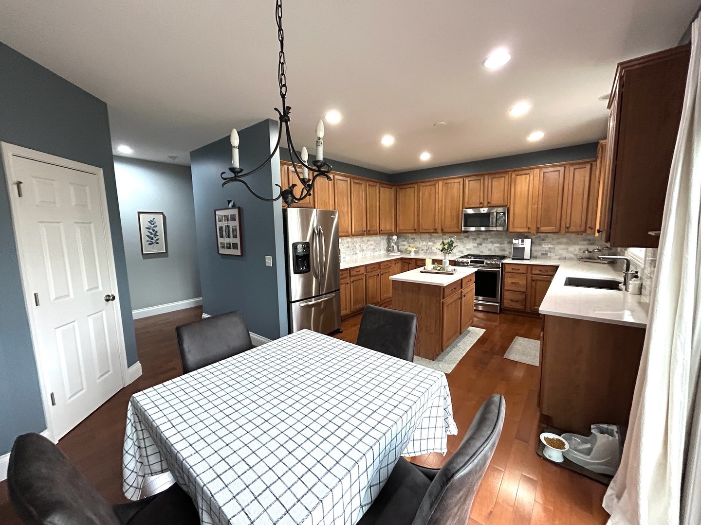 1830 Snead Street, Bolingbrook, IL 60490