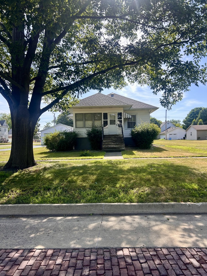 328 N Wood Street, Gibson City, IL 60936