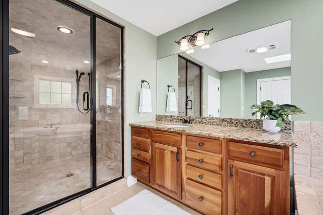 808 Maple Avenue, Downers Grove, IL 60515
