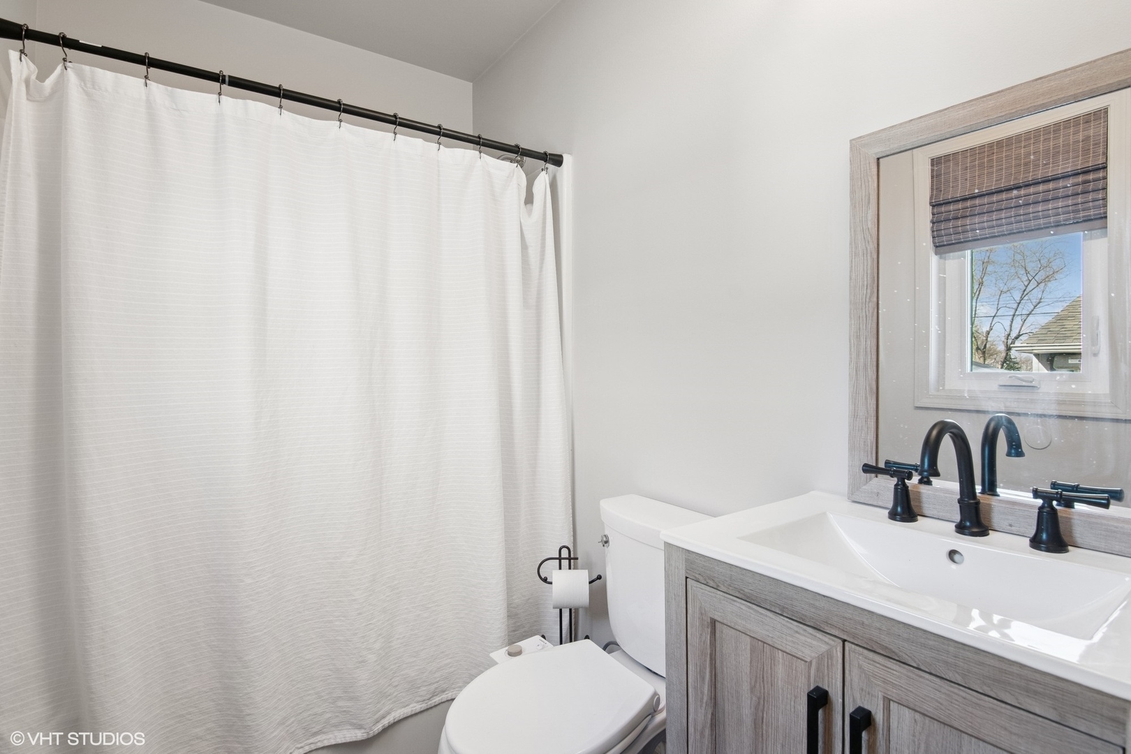25W325 Armbrust Avenue, Wheaton, IL 60187