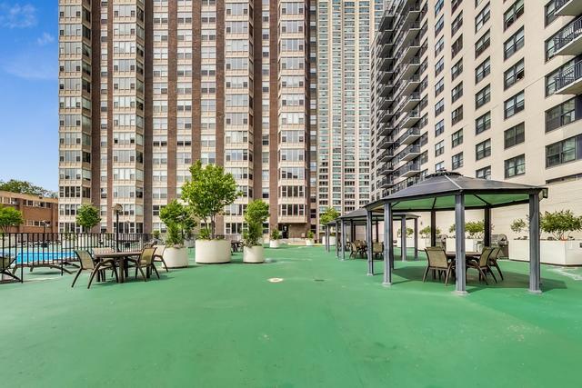 525 W HAWTHORNE Place #2608, Chicago, IL 60657