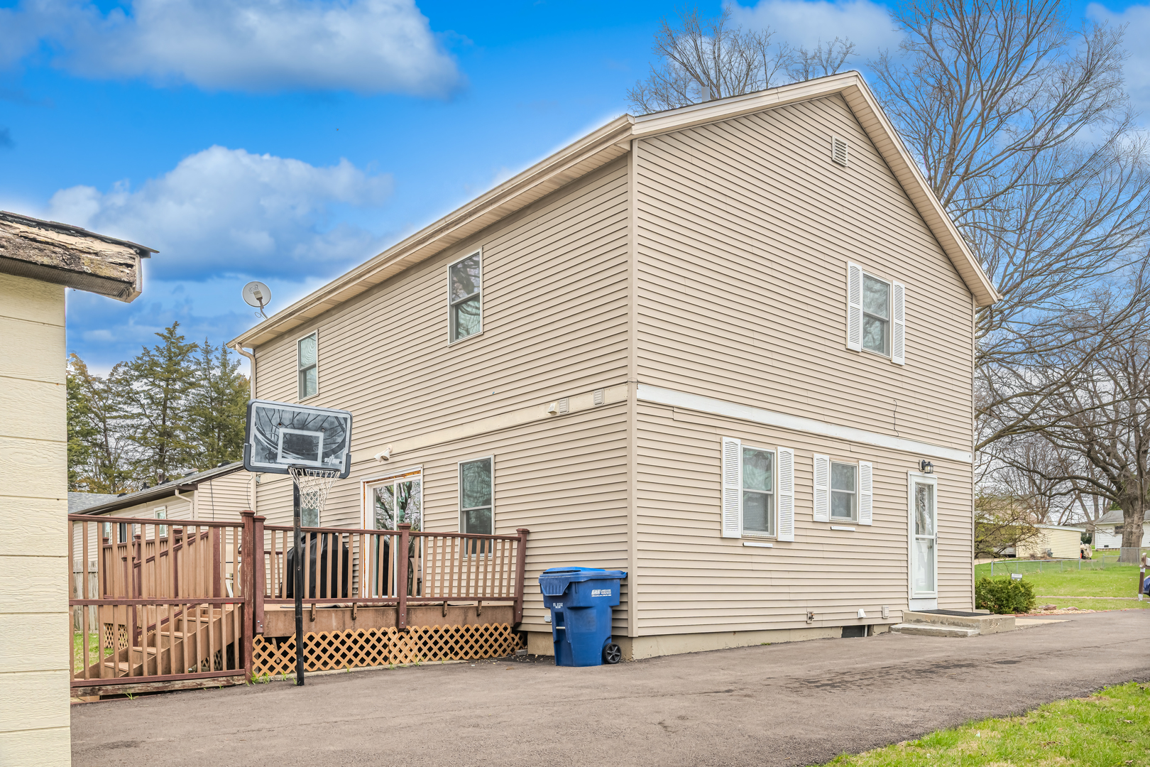 1719 S 4th Place, St. Charles, IL 60174