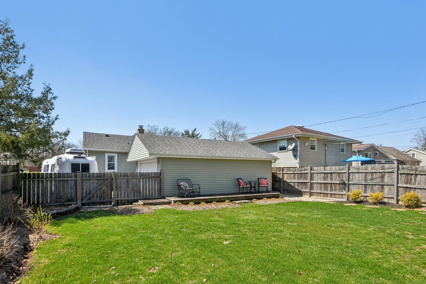 0S751 East Street, Winfield, IL 60190