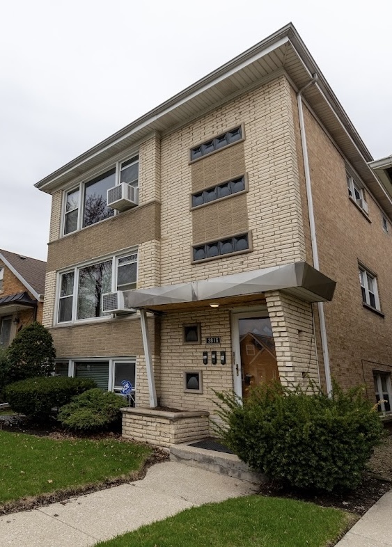 3816 Ridgeland Avenue, Berwyn, IL 60402