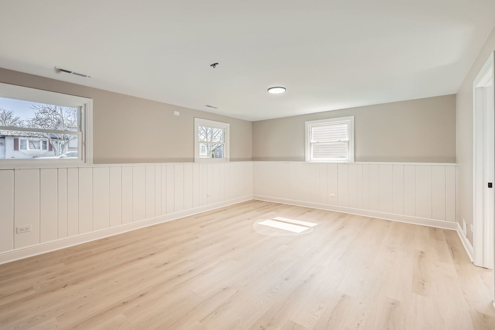 4211 Gregory Drive, Zion, IL 60099