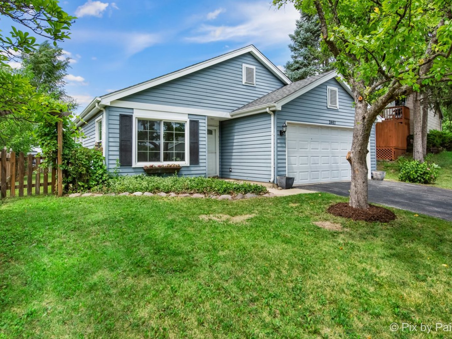 2460 Concord Drive, Woodridge, IL 60517
