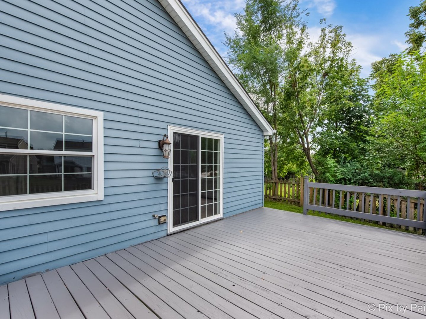 2460 Concord Drive, Woodridge, IL 60517