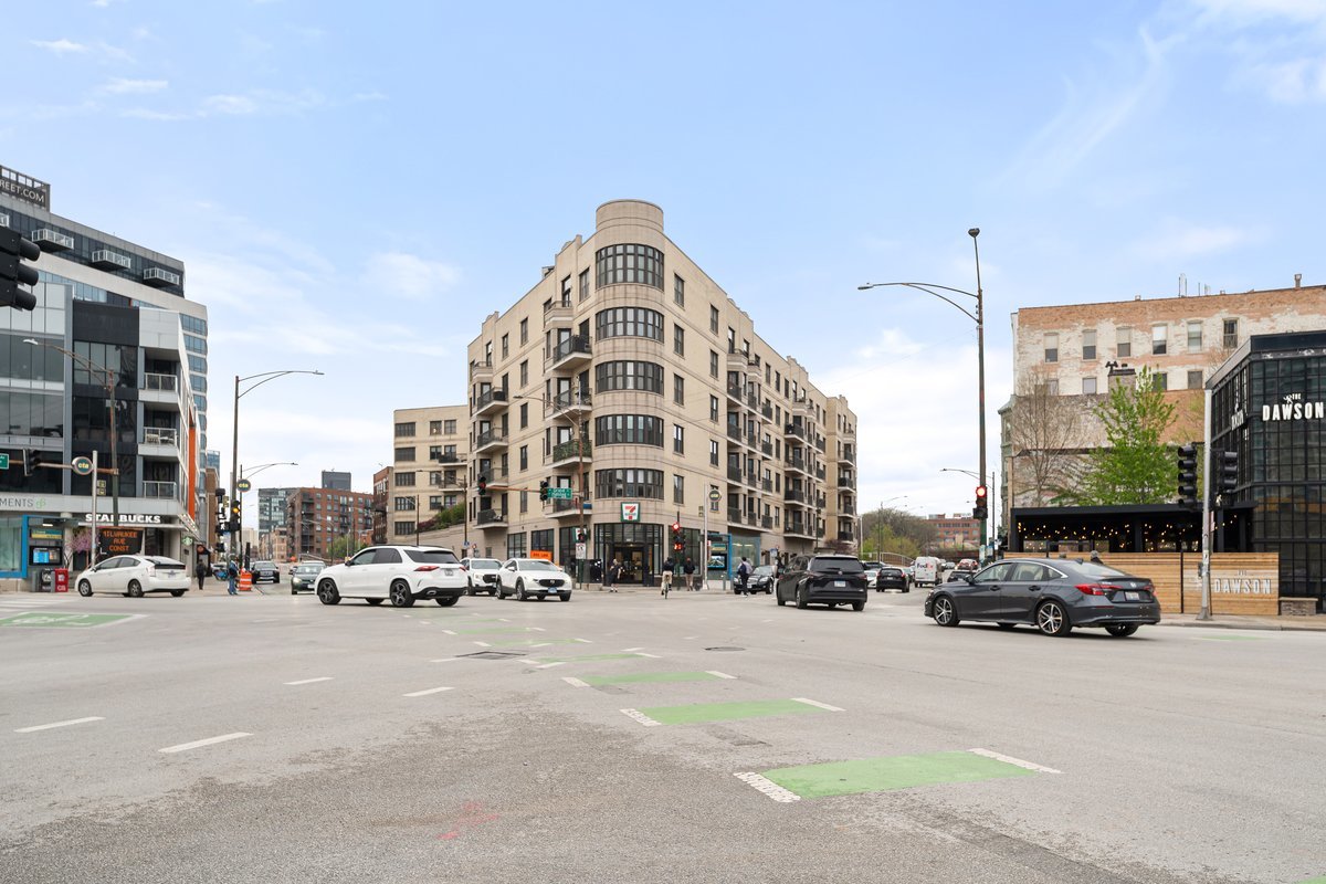 520 N Halsted Street #310, Chicago, IL 60642