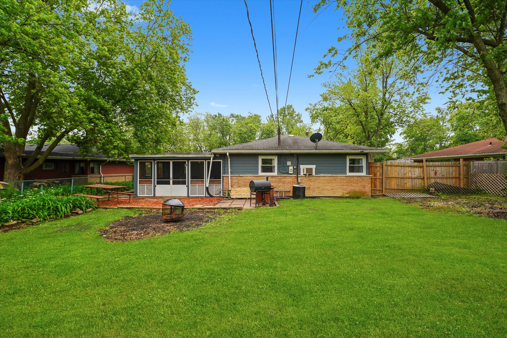 372 Wilshire Street, Park Forest, IL 60466