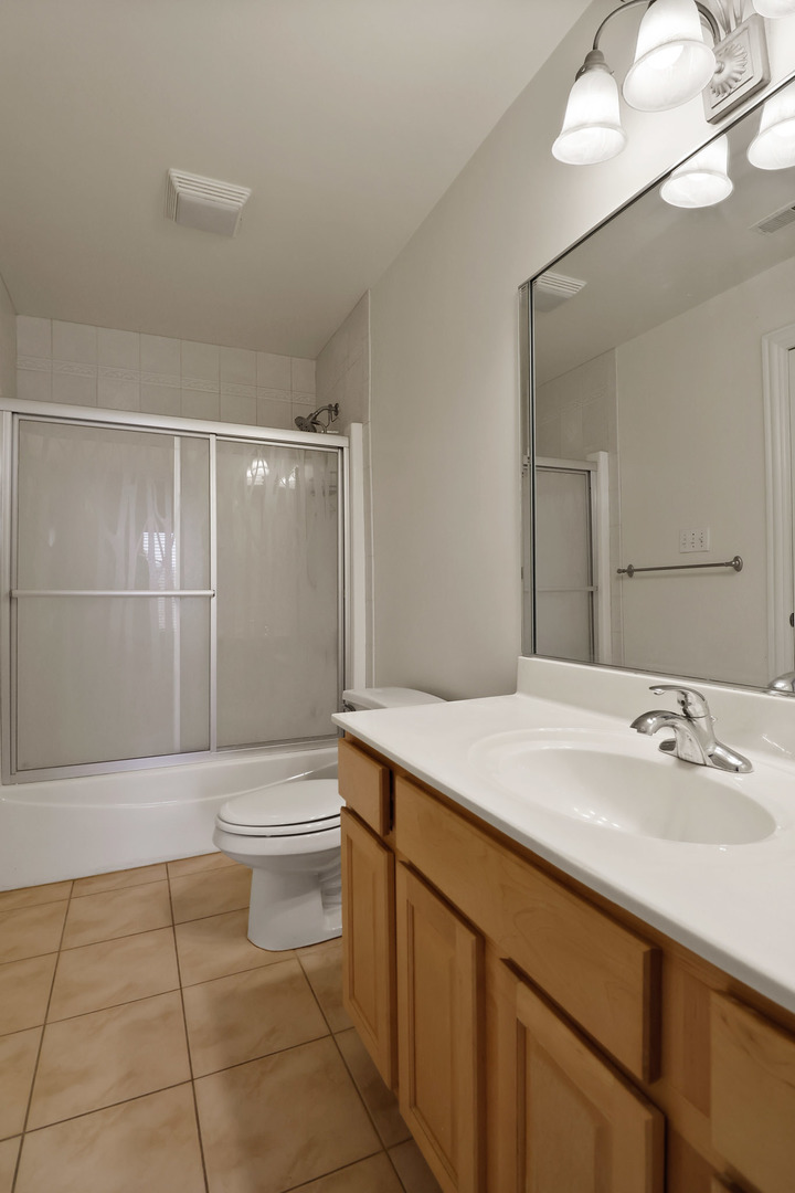 8910 Doubletree Drive, Crown Point, IN 46307