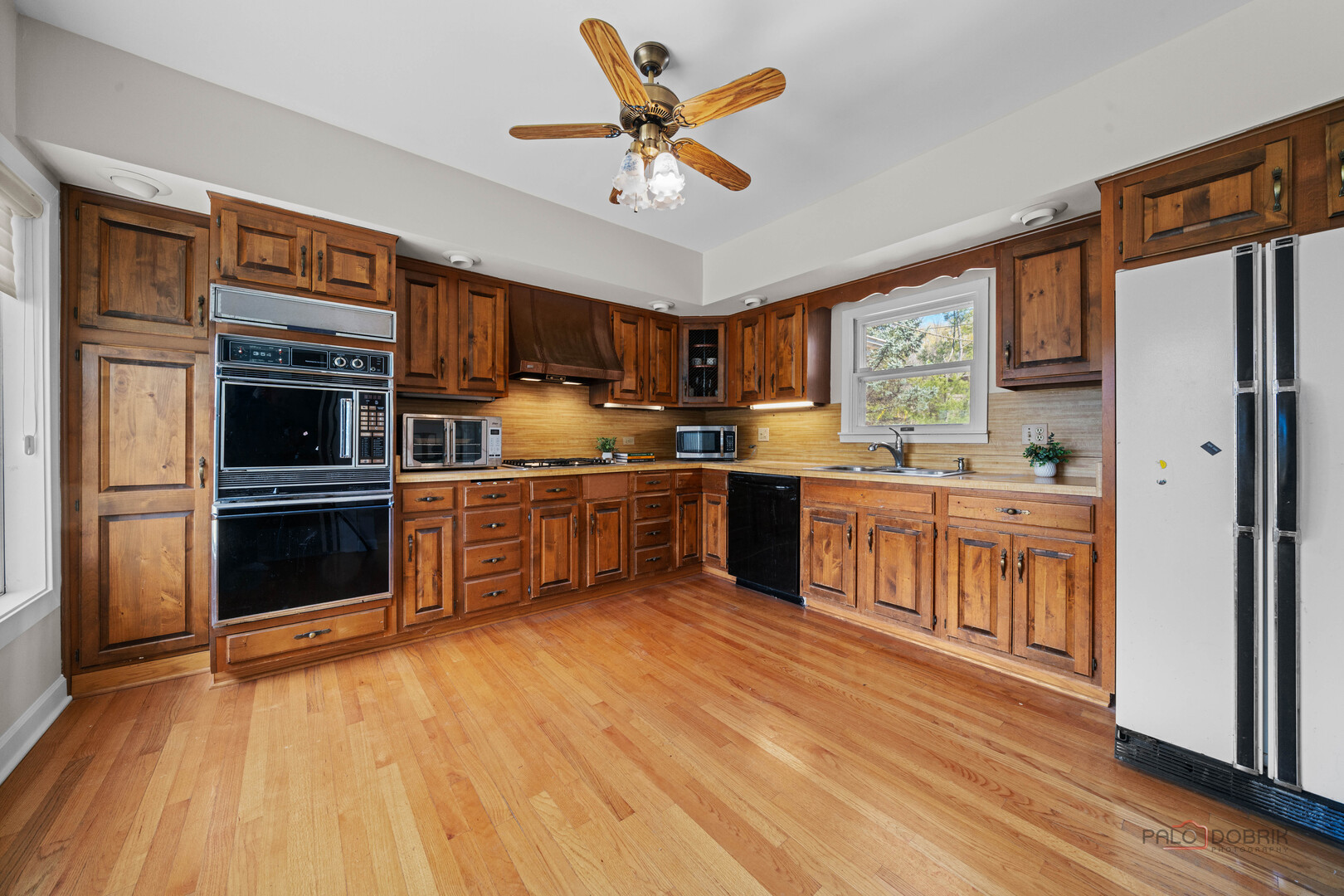 1617 Sunset Ridge Road, Glenview, IL 60025
