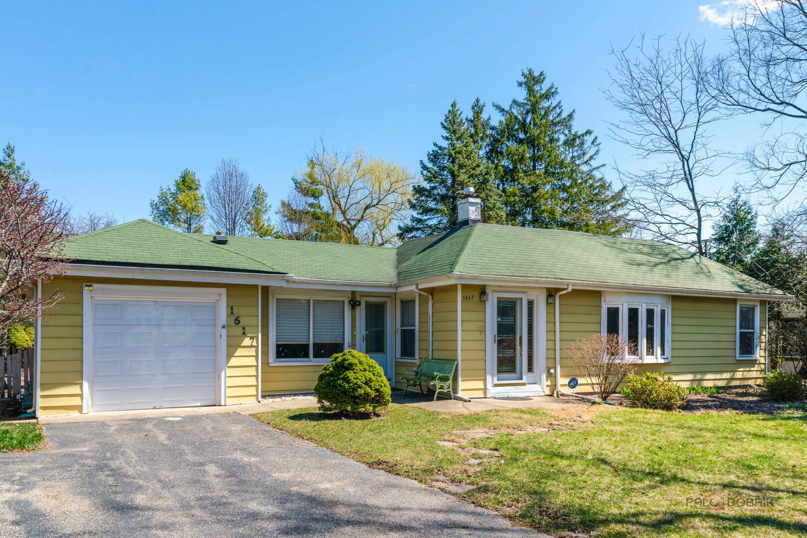 1617 Sunset Ridge Road, Glenview, IL 60025