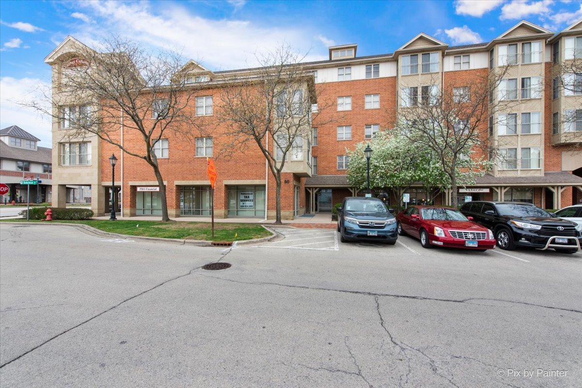 50 N Bokelman Street #238, Roselle, IL 60172