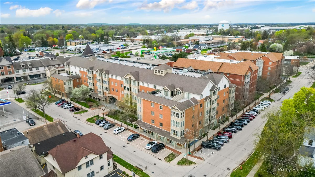 50 N Bokelman Street #238, Roselle, IL 60172
