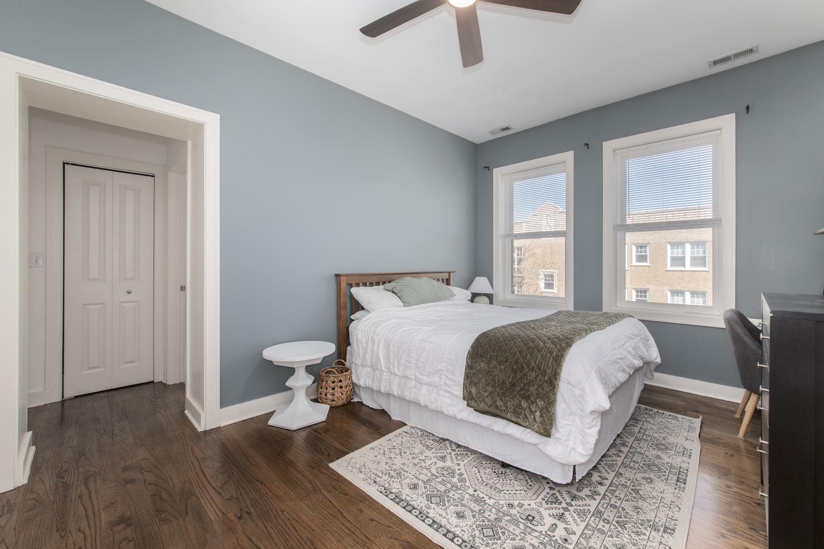 4737 N DAMEN Avenue #3R, Chicago, IL 60625