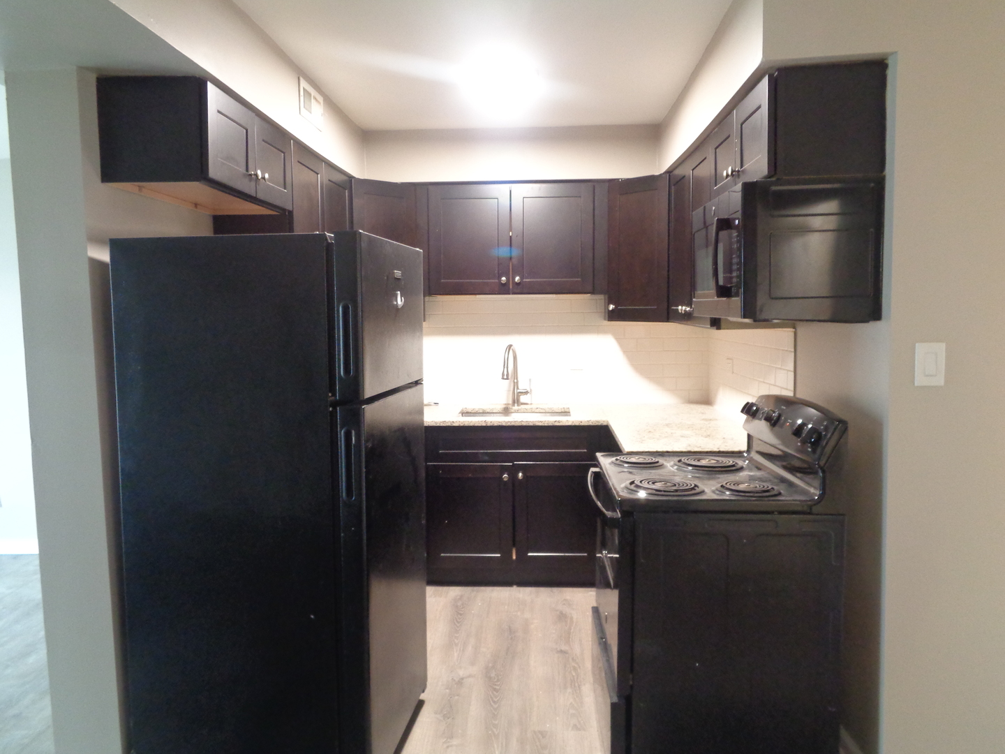 9729 Ridgeland Avenue #102C, Oak Lawn, IL 60453