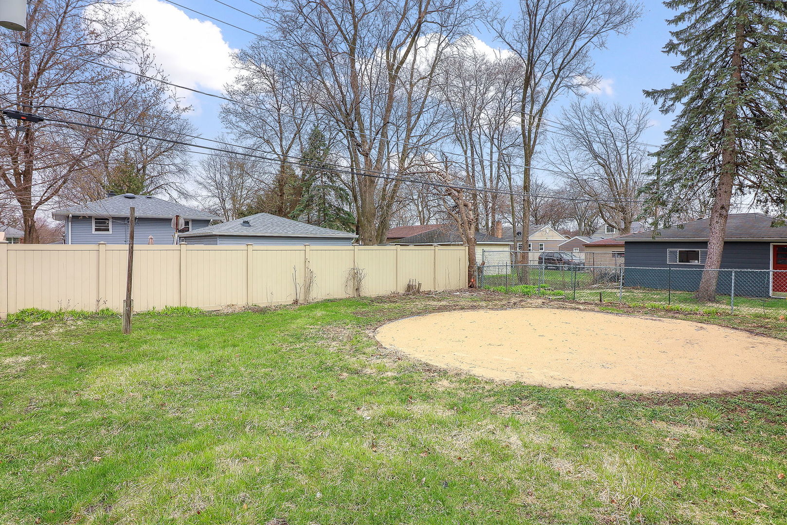 115 N 3rd Avenue, Villa Park, IL 60181