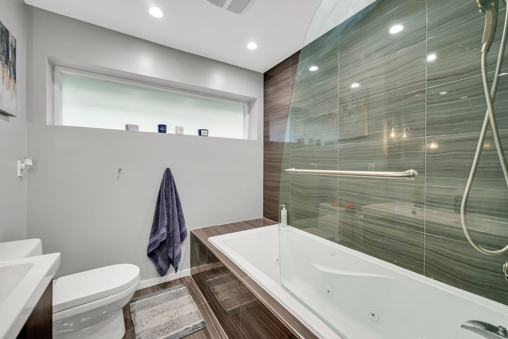 513 N BROADWAY Avenue, Park Ridge, IL 60068