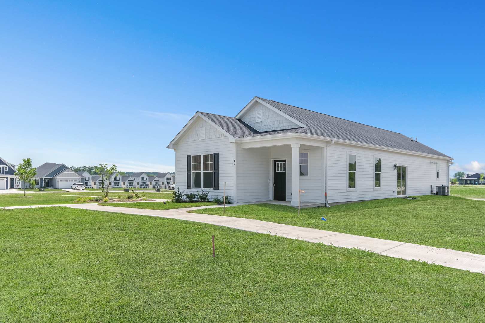 12 Redbud Row, Ottawa, IL 61350