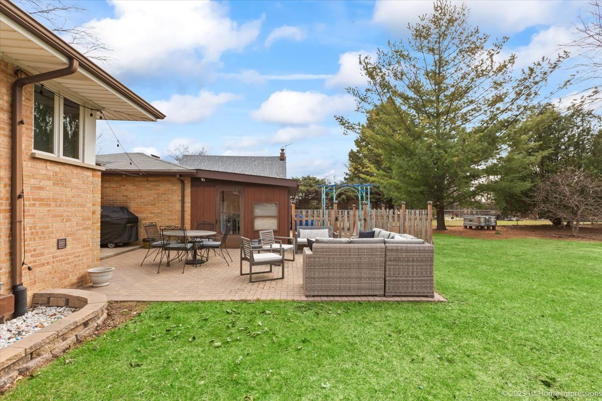 5421 W 130th Street, Crestwood, IL 60418