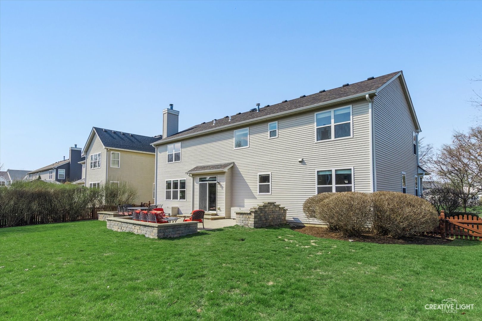314 Bluegrass Parkway, Oswego, IL 60543