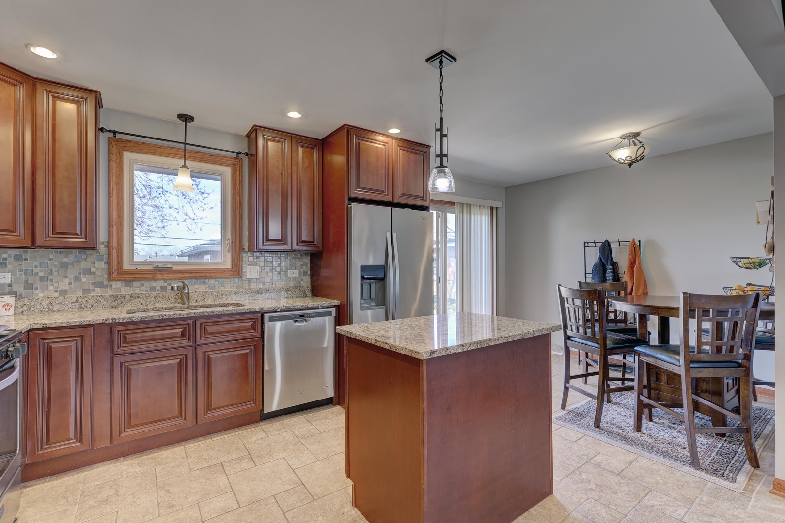 6534 107th Street, Chicago Ridge, IL 60415