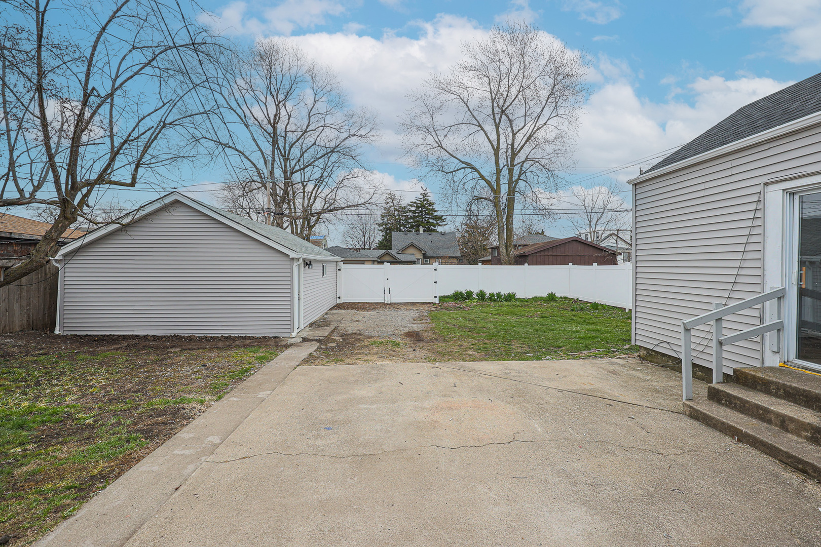 9643 Marion Avenue, Oak Lawn, IL 60453