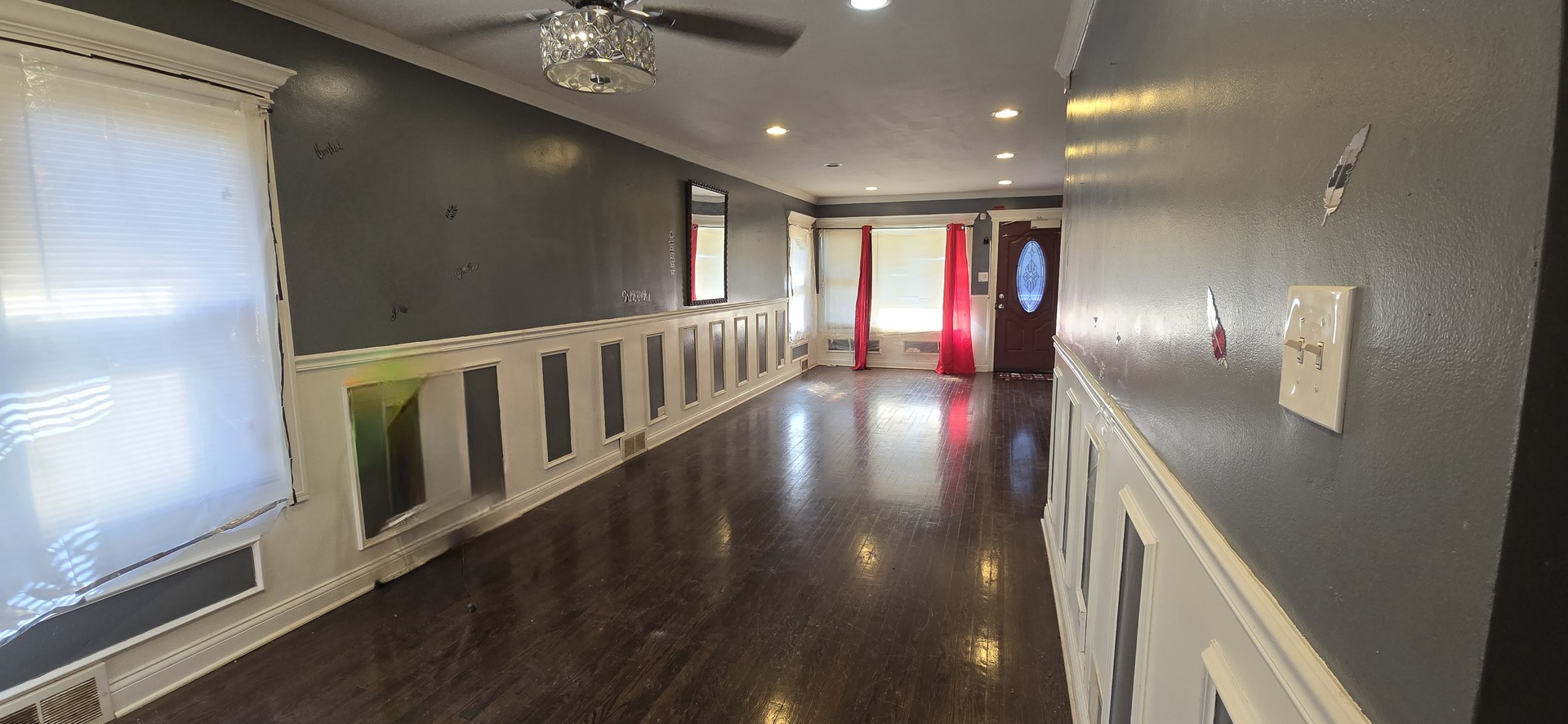 8605 S Dorchester Avenue, Chicago, IL 60619