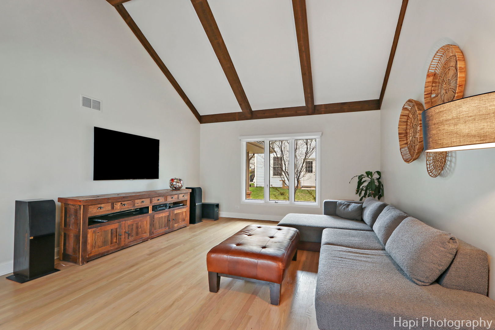 623 Innsbruck Court, Libertyville, IL 60048