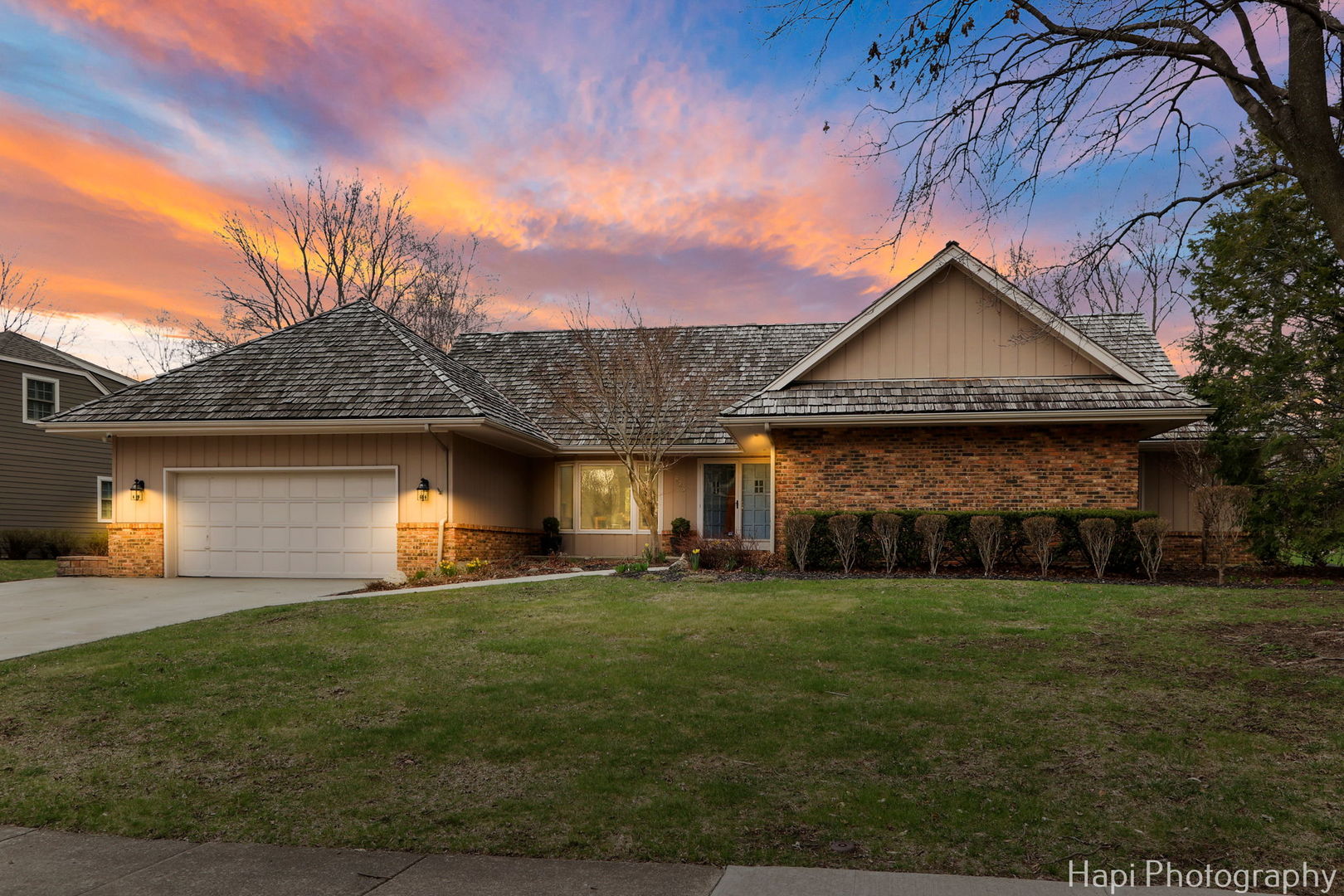 623 Innsbruck Court, Libertyville, IL 60048