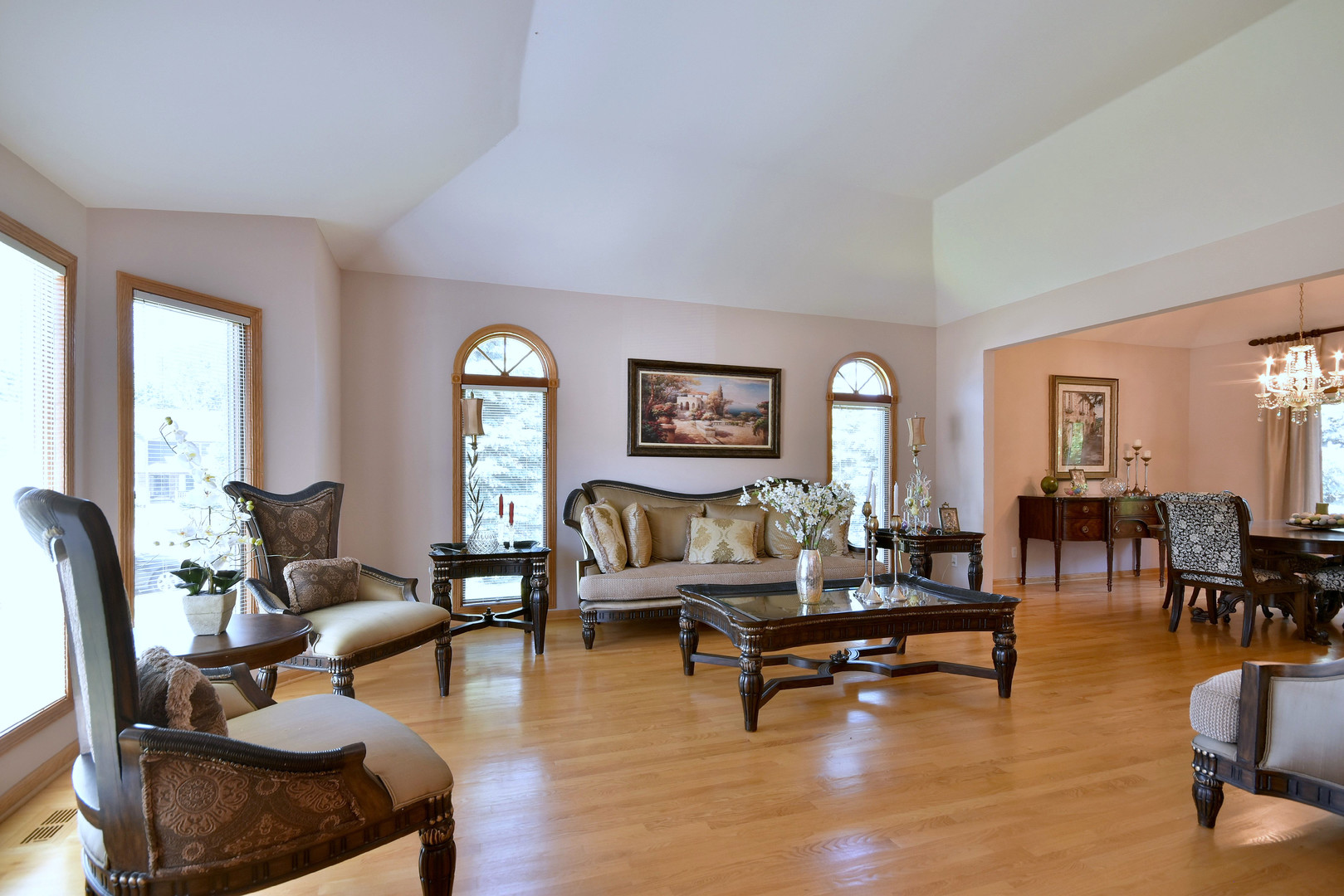 225 Salem Drive, DeKalb, IL 60115