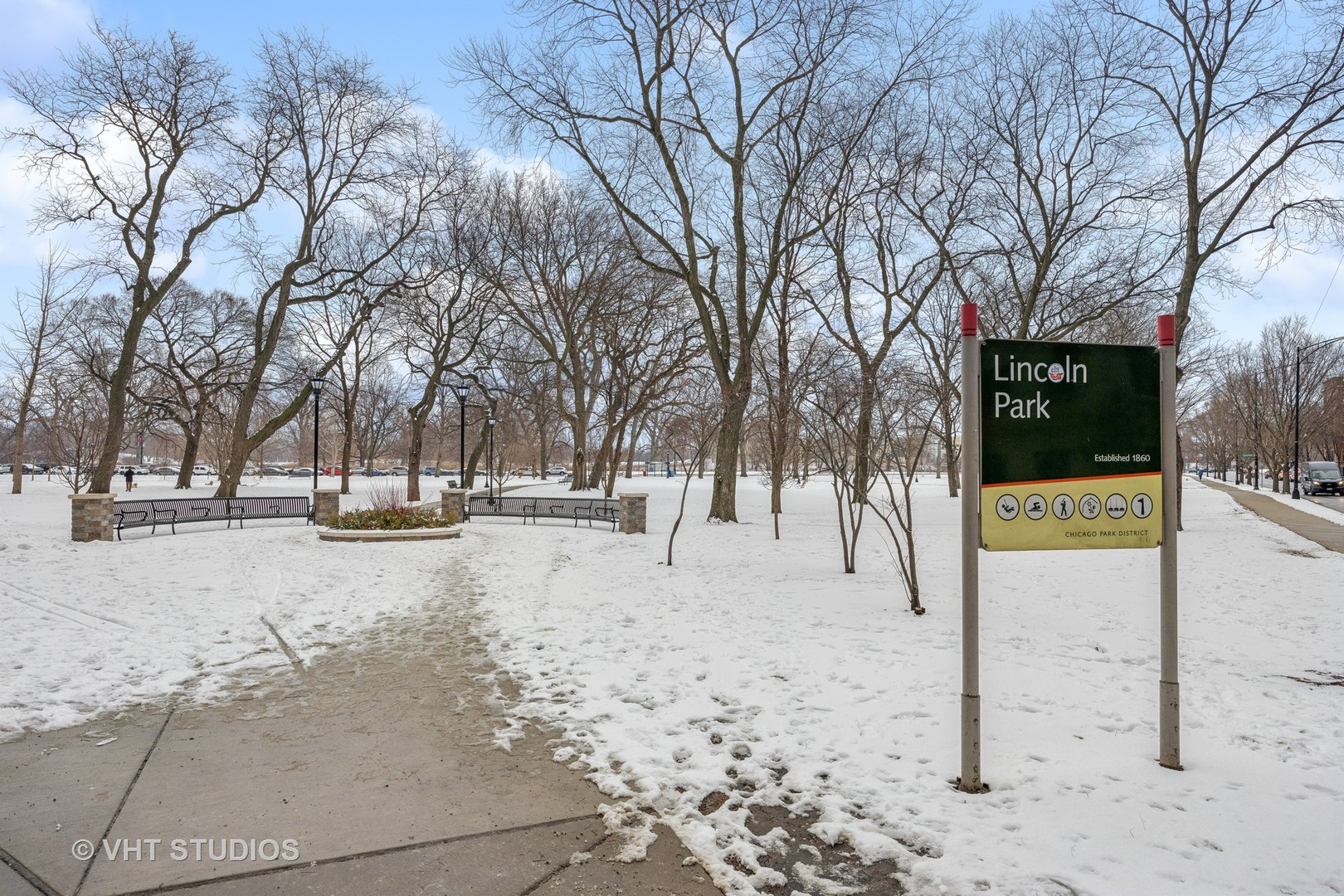 2400 N Lakeview Avenue #901, Chicago, IL 60614