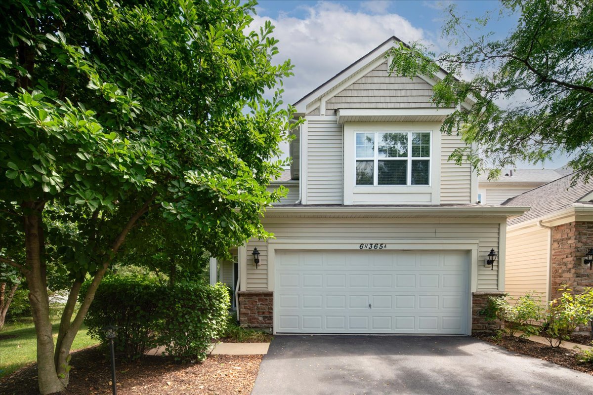 6N365 Whitmore Circle #A, St. Charles, IL 60174