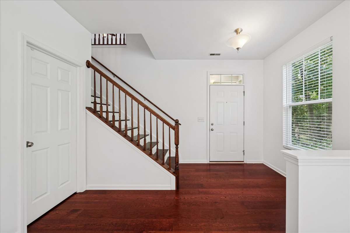 6N365 Whitmore Circle #A, St. Charles, IL 60174