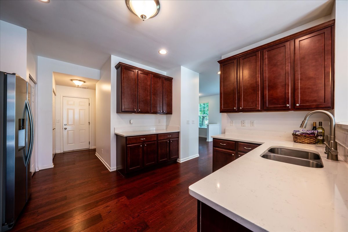 6N365 Whitmore Circle #A, St. Charles, IL 60174