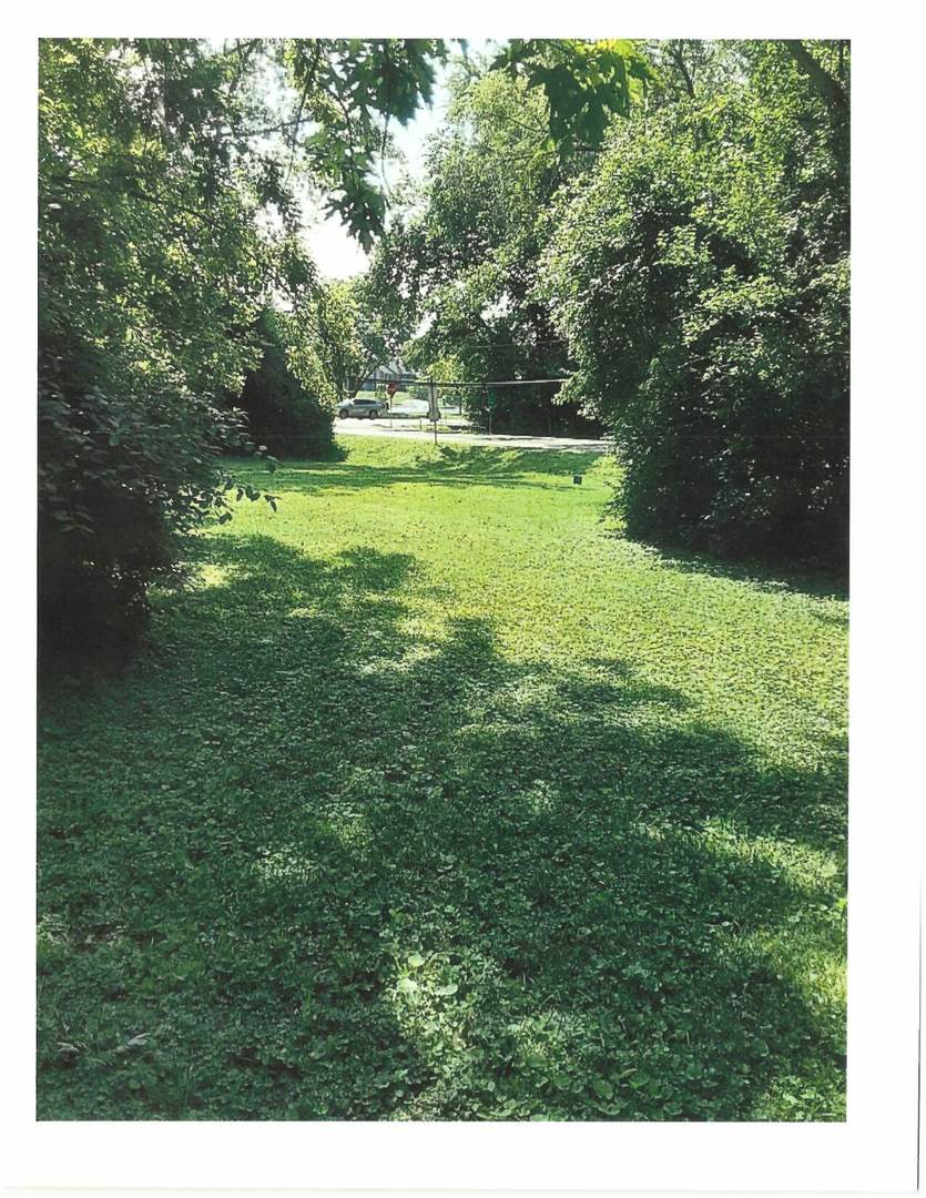 5848 Clarendon Hills Road, Clarendon Hills, IL 60514