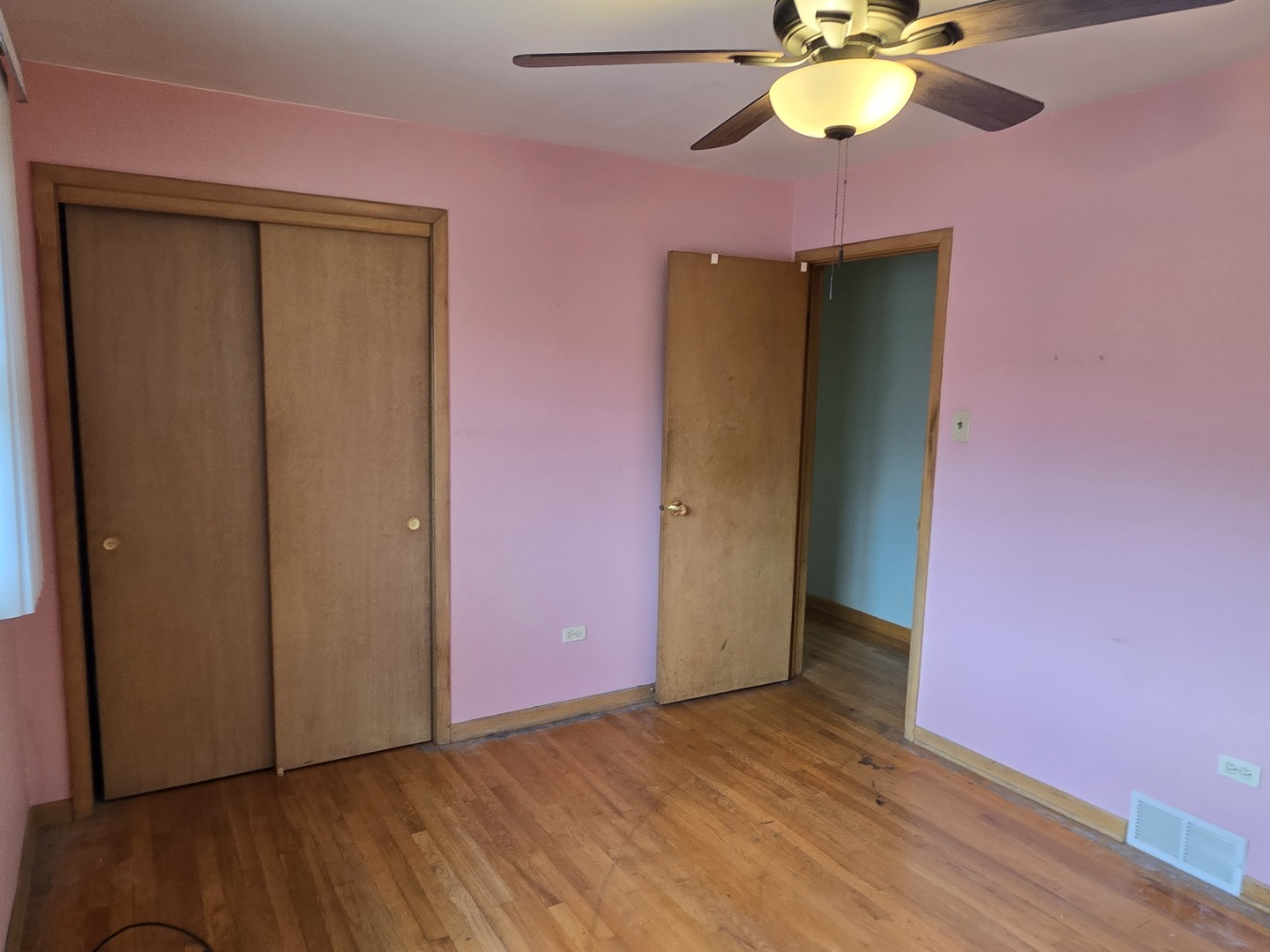14820 Trumbull Avenue, Midlothian, IL 60445