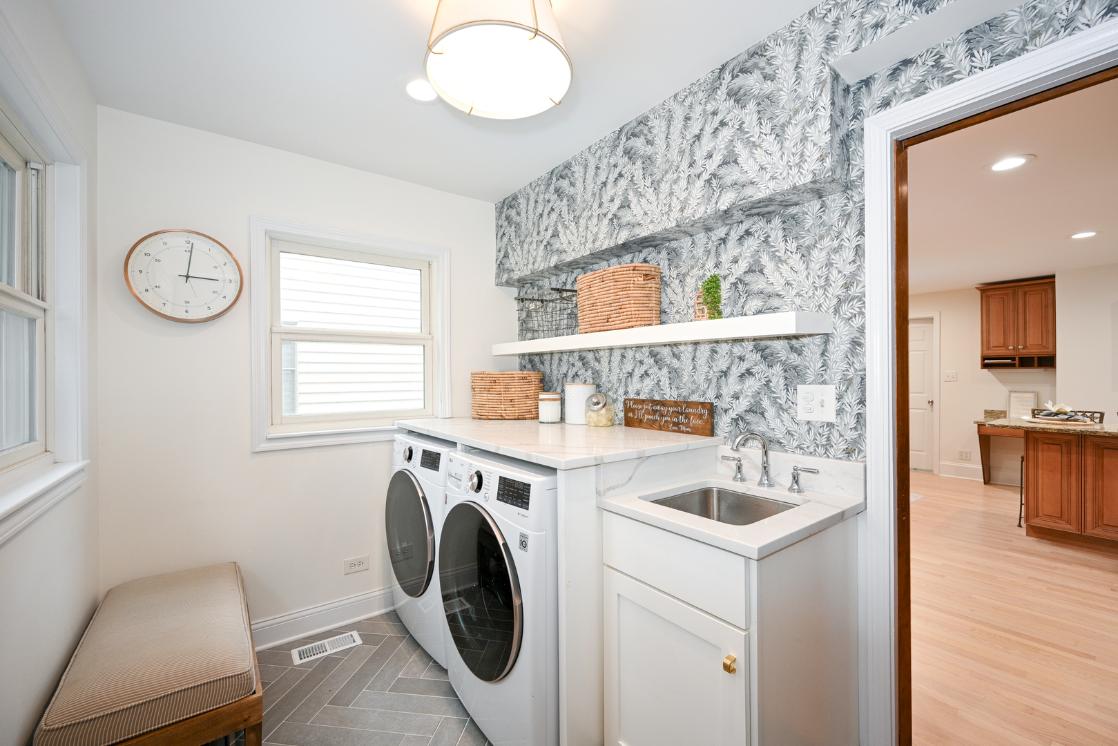744 Kenilworth Avenue, Glen Ellyn, IL 60137