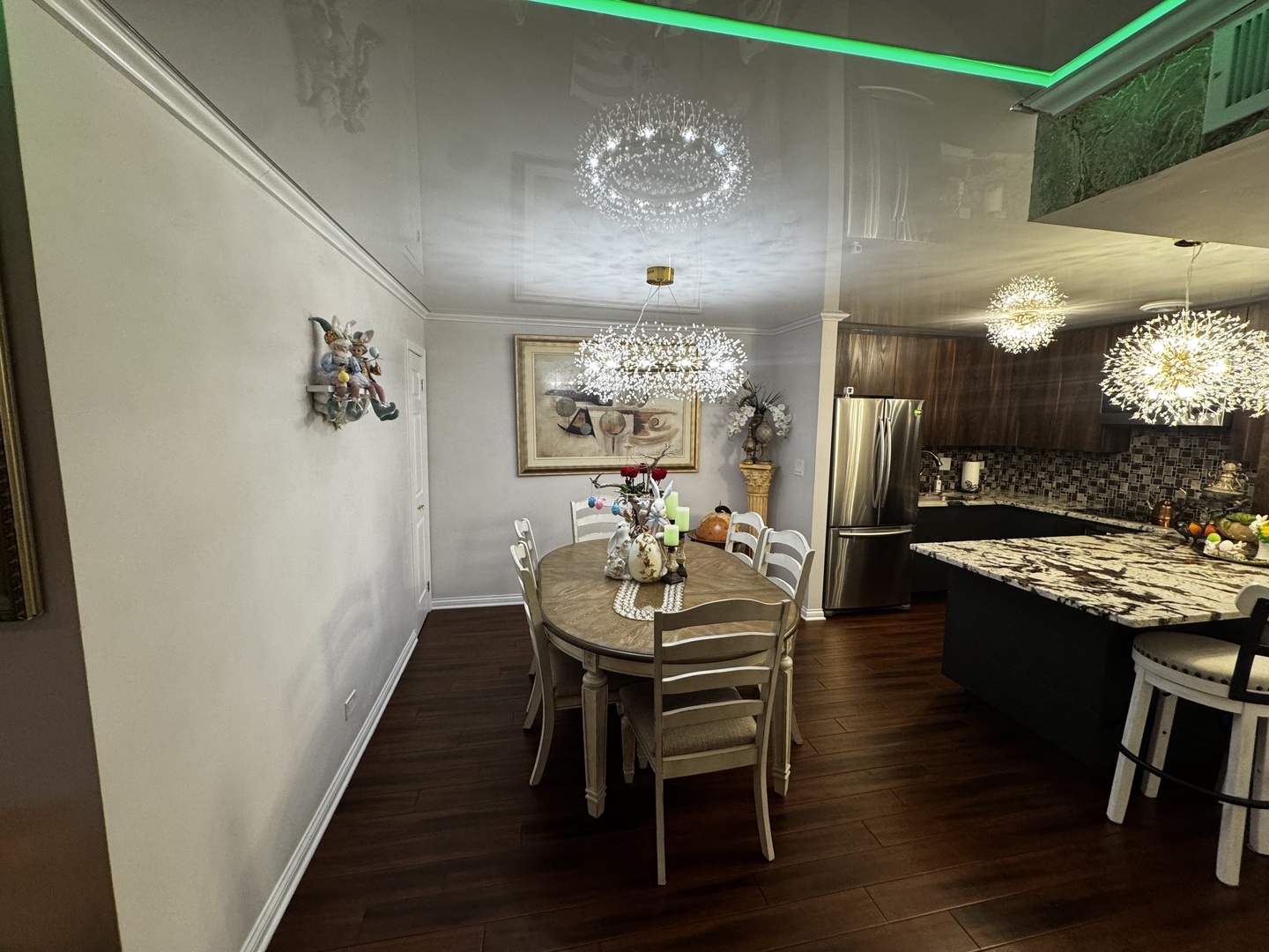 11A Kingery Quarter #202, Willowbrook, IL 60527