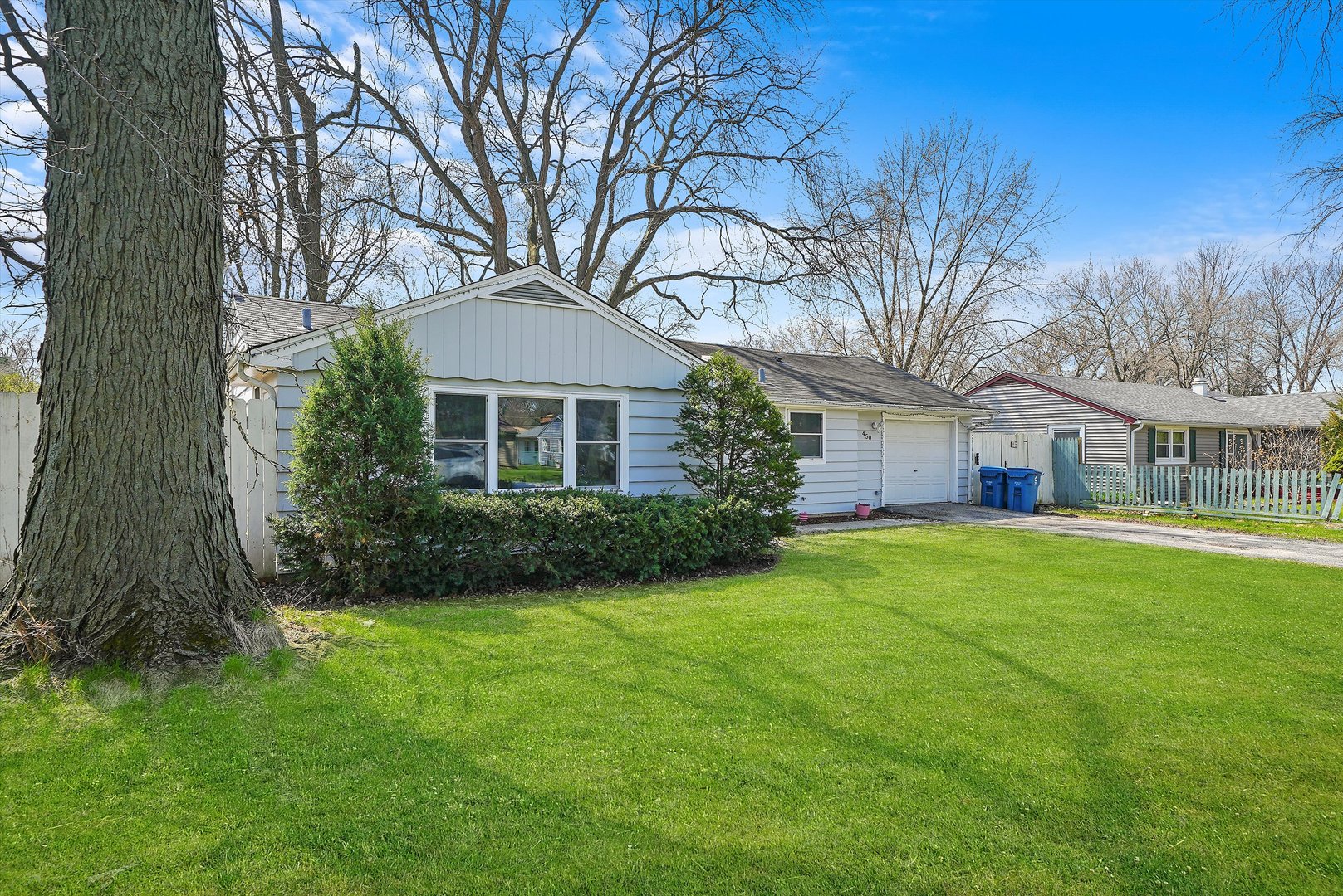 450 California Avenue, Aurora, IL 60506