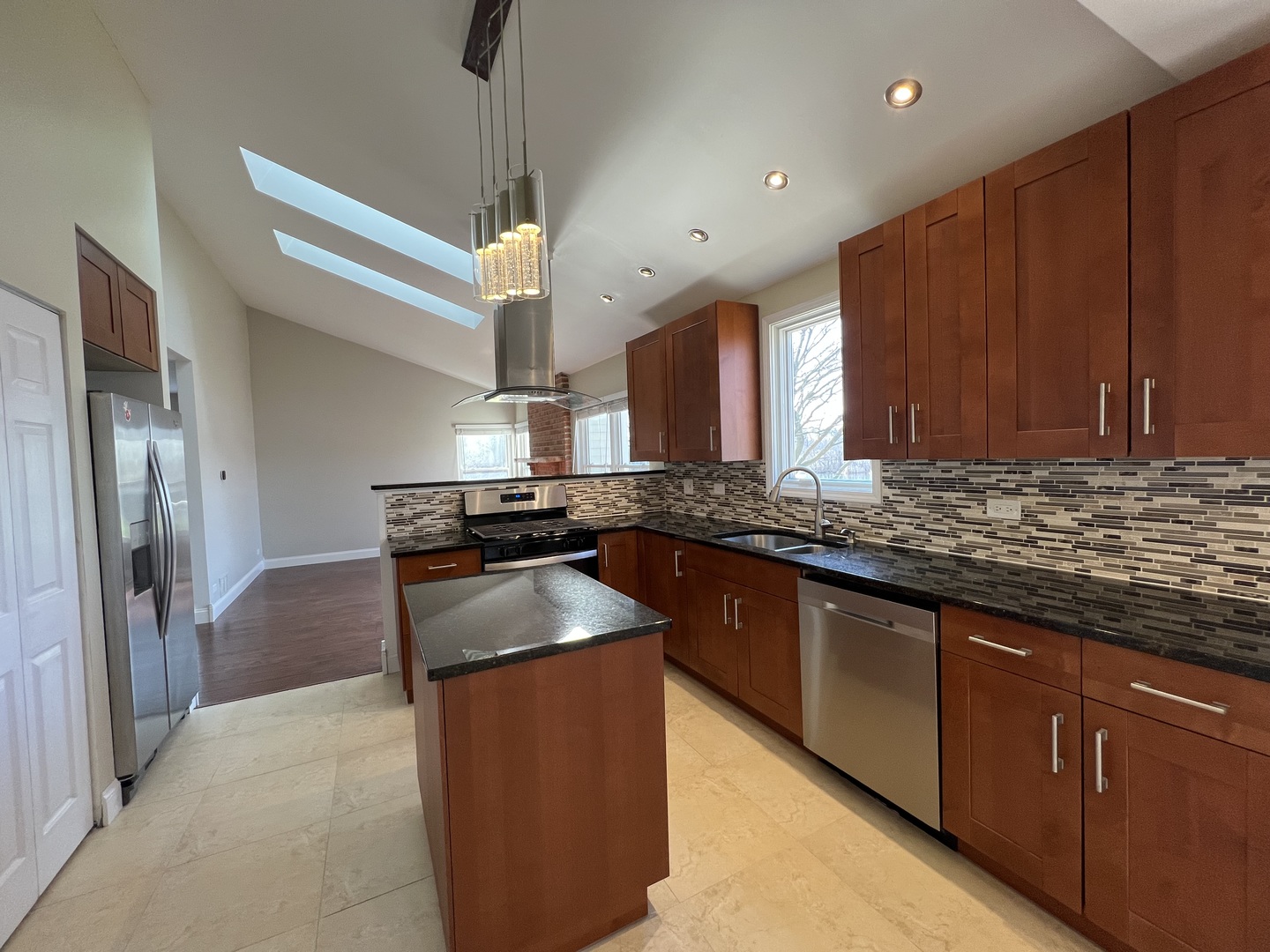 4360 Larkspur Lane, Lake In The Hills, IL 60156