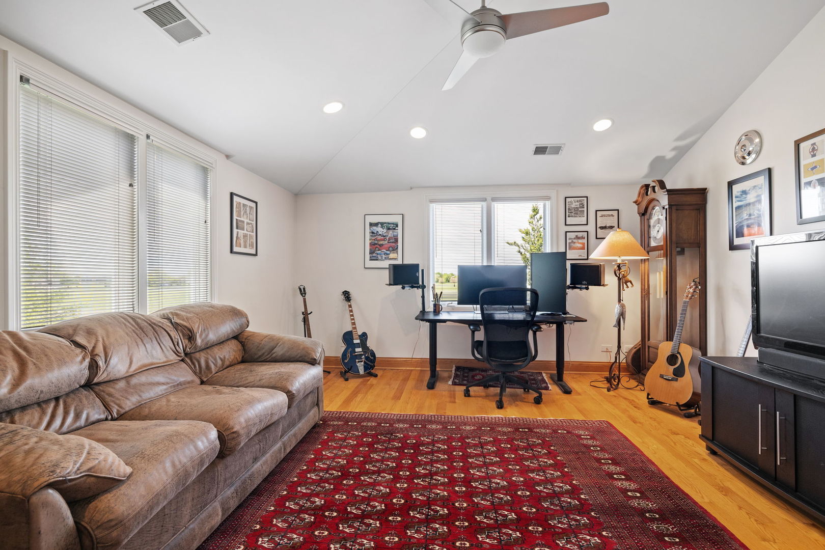 6827 W Johnson Court, Monee, IL 60449